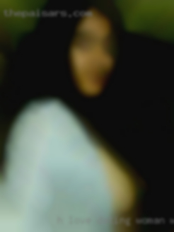 -h love dating woman watching your camsB).